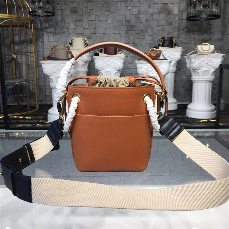 chloe roy bucket bag small - Image 4