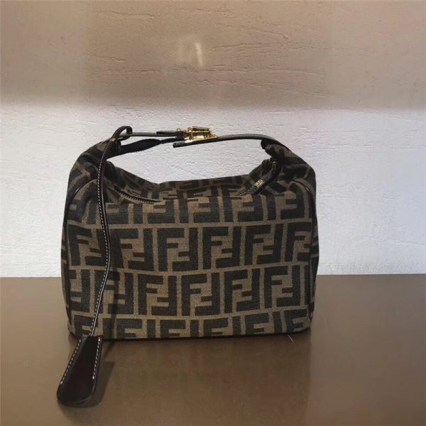 Fend vintage floral makeup bag - Image 7