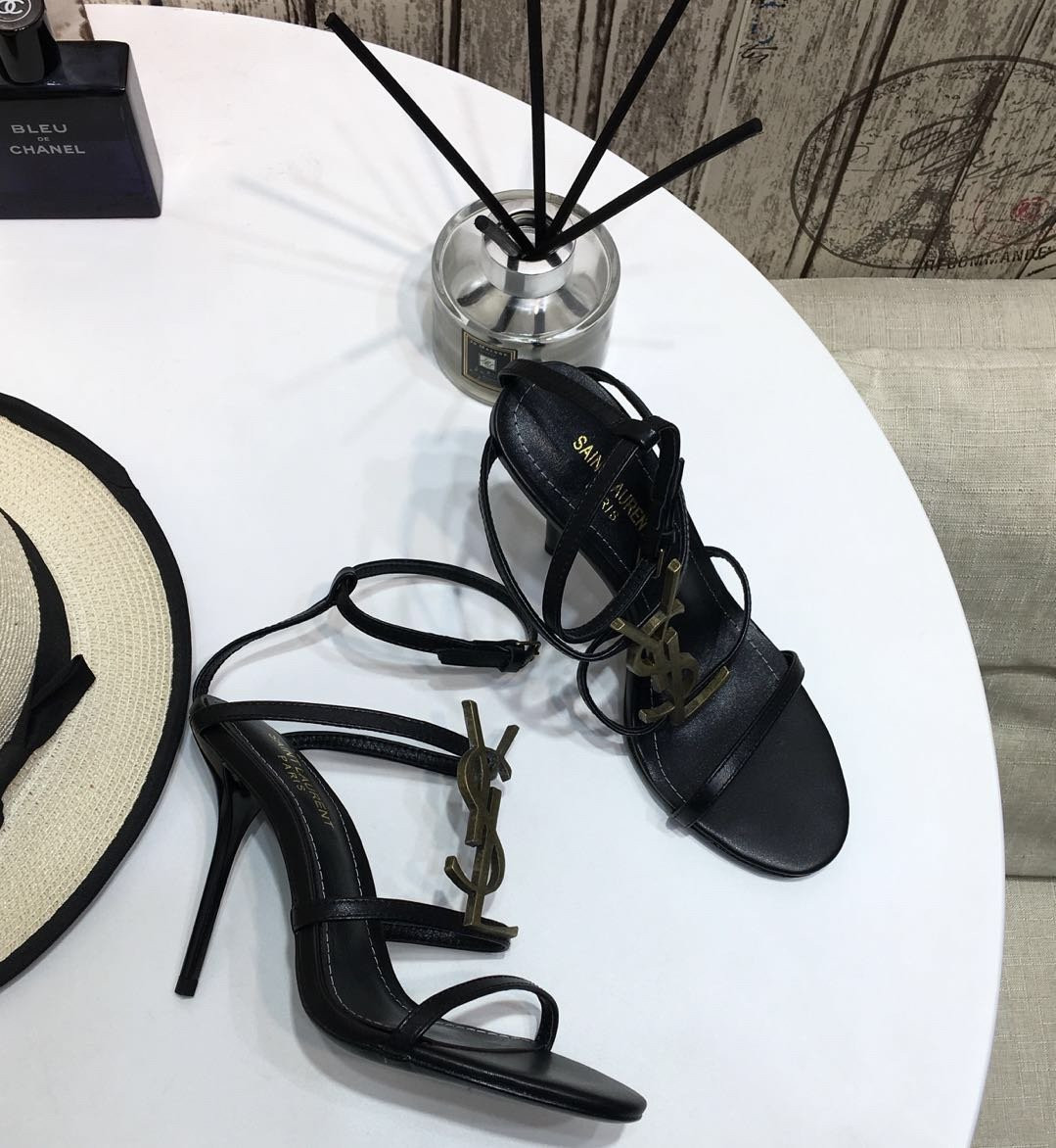 Cassandra ysl hotsell strappy sandal