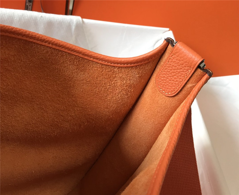 HERMES Evelyne 28 Women Bag - Image 7