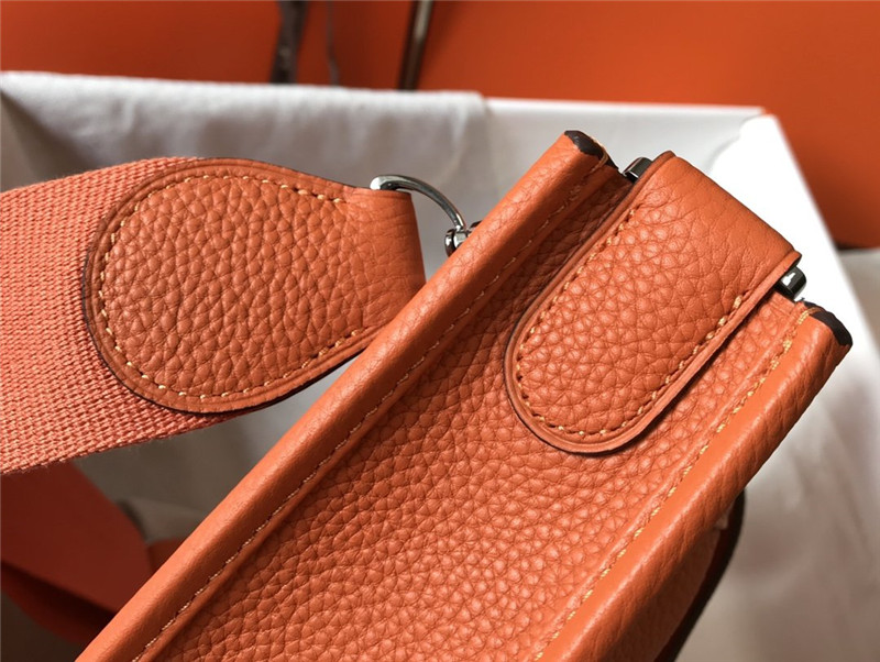 HERMES Evelyne 28 Women Bag - Image 3