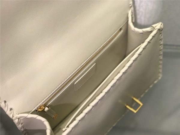 30 montaigne dior CD bag white - Image 5