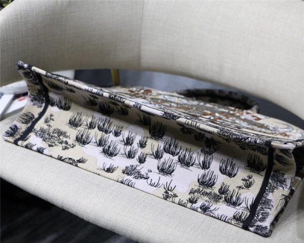 dior book tote - Image 9