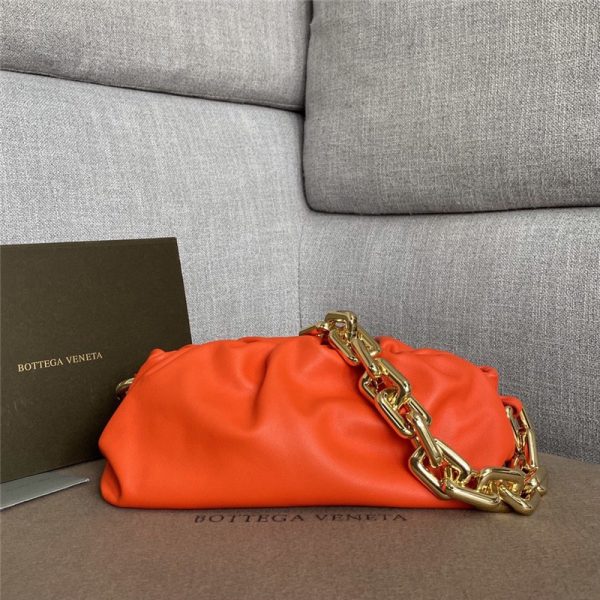the chain pouch bottega veneta