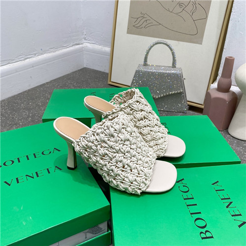 bottega veneta bv board sandals