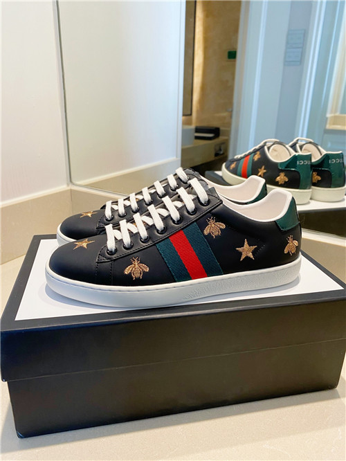 gucci ace sneaker bee