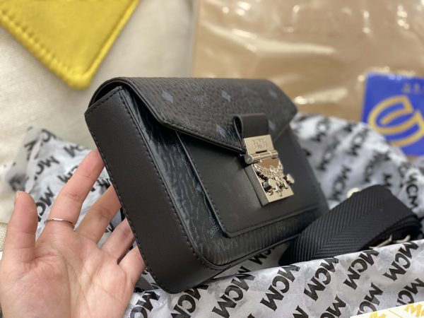 ??? ?? M????? V?????? New Messenger Bag Black - Image 8