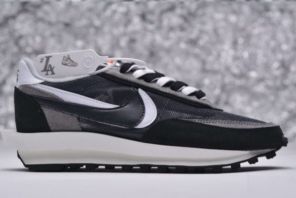 SACAI LDV WAFFLE BlACK REPLICA