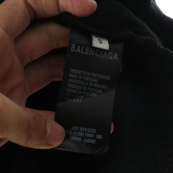 Balenciaga washing the marathon athlete printed hooded sweater - Image 8