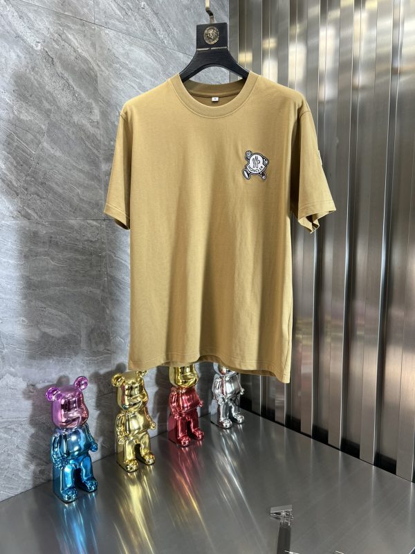 Moncler / Mengkou spring and summer new products three standard complete T-shirt short sleeves - Image 4