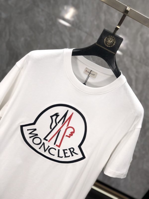 Moncler2023 new counters with the original custom latest trade order short-sleeved T-shirt