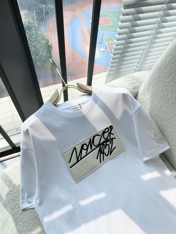 Moncler Mengjia 2023 spring and summer men and women same style ? couple models latest trade order short-sleeved T-shirt - Image 5