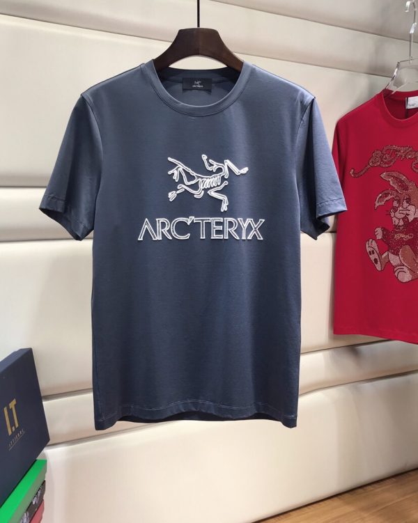 (Arcteryx) Archeopteryx 23ss spring and summer short-sleeved round-neck T-shirt, high-definition jade silk fabric is super skin-friendly and comfortable
