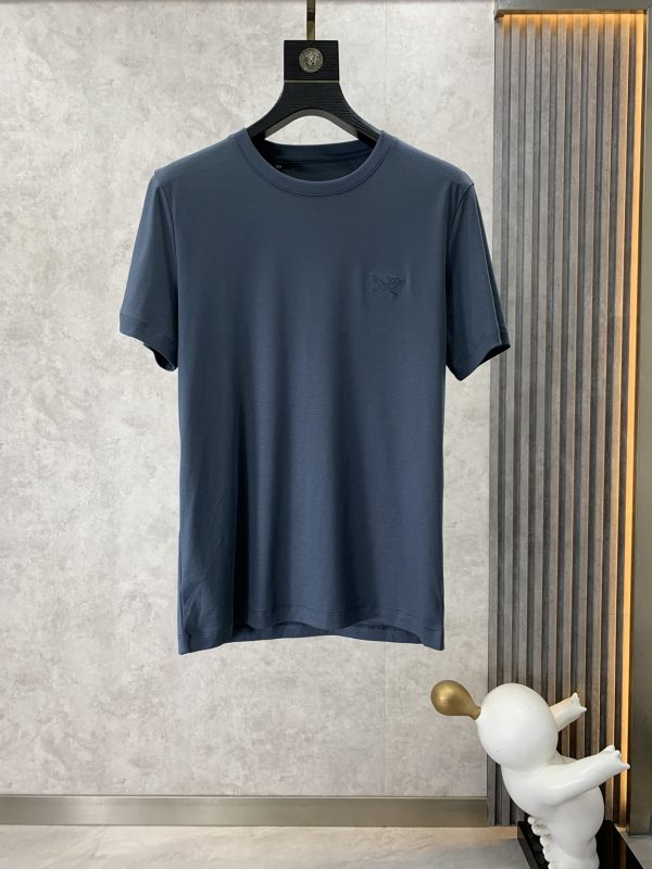 ARCTERYX Archeopteryx 2023 Summer New Product ?Fashionable Round Neck Short Sleeves ?