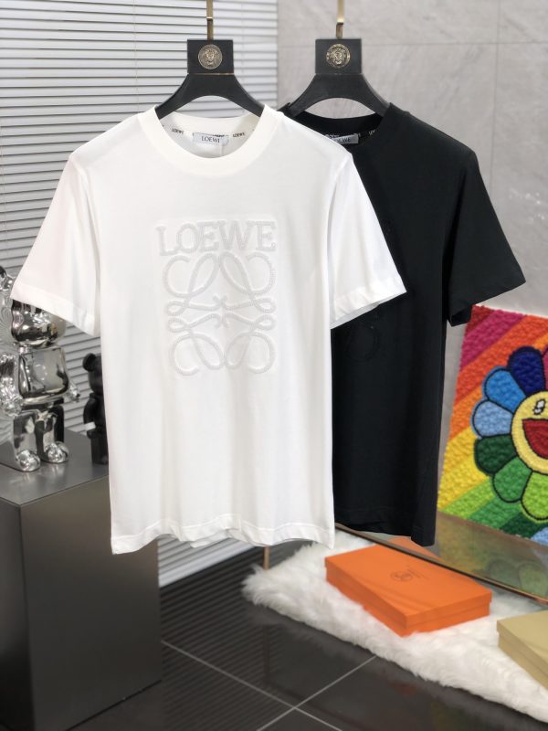 Loewe?s new short-sleeved T-shirt, sequin embellishment embroidery advanced pattern design, handsome and fashionable