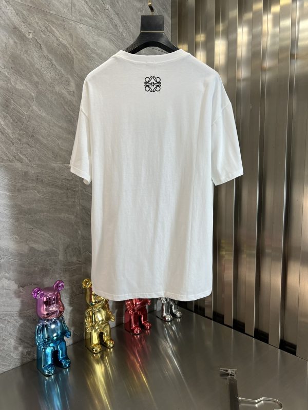 ❤️Loewe spring and summer new products Three standard complete T-shirt short sleeves - Image 4