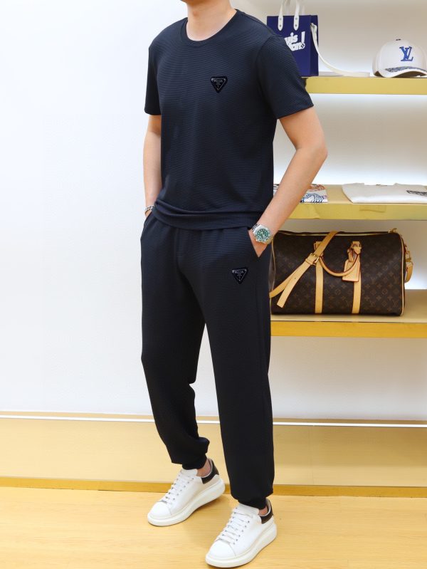 Brand [DIOR] The latest spring 2023 models are available at counters at the same time, the original order is ruthless, fashionable and casual suits - Image 2