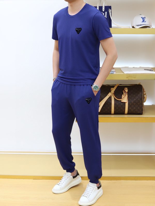 Brand [DIOR] The latest spring 2023 models are available at counters at the same time, the original order is ruthless, fashionable and casual suits