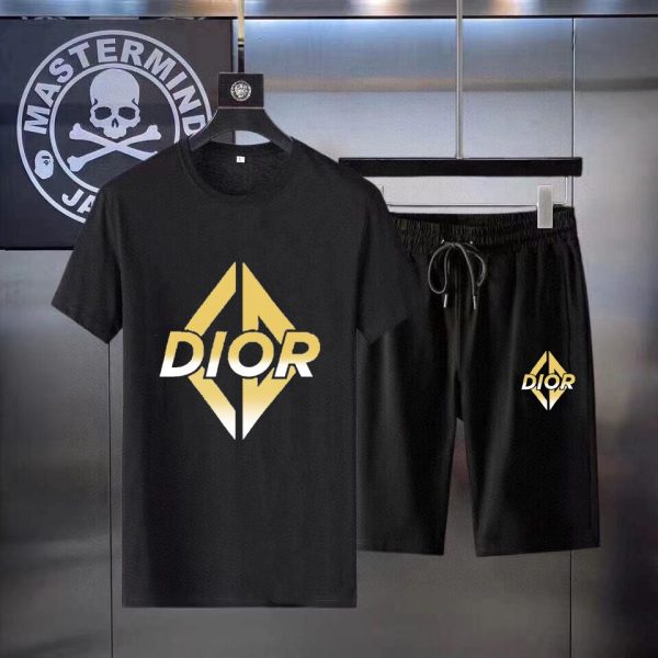 Brand [DIOr] 2023 new men's short-sleeved shorts suit! Synchronous sales on the official website - Image 2