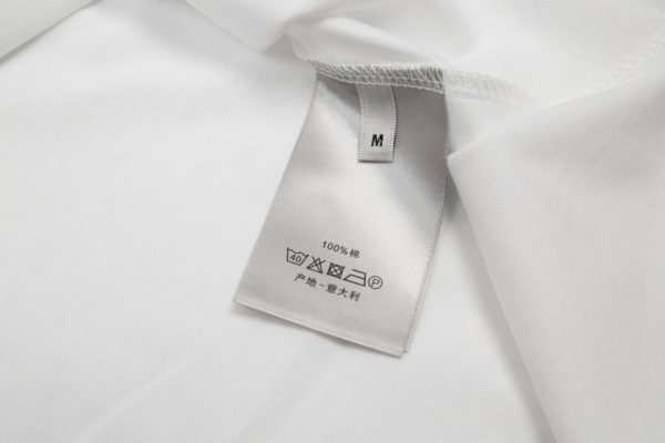 DIOR/ micro-embroidered logo T-shirt with matching dyed fabric, jacquard flat machine thread, round neck vertical version, and a full set of accessories! Made of 100% cotton fabric - Image 8