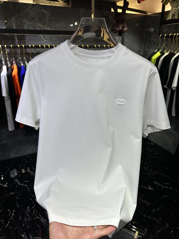 Fendi23ss counter with the same round neck short-sleeved T-shirt custom fabric The fabric is made of original elastic suede skin-friendly fabric - Image 16