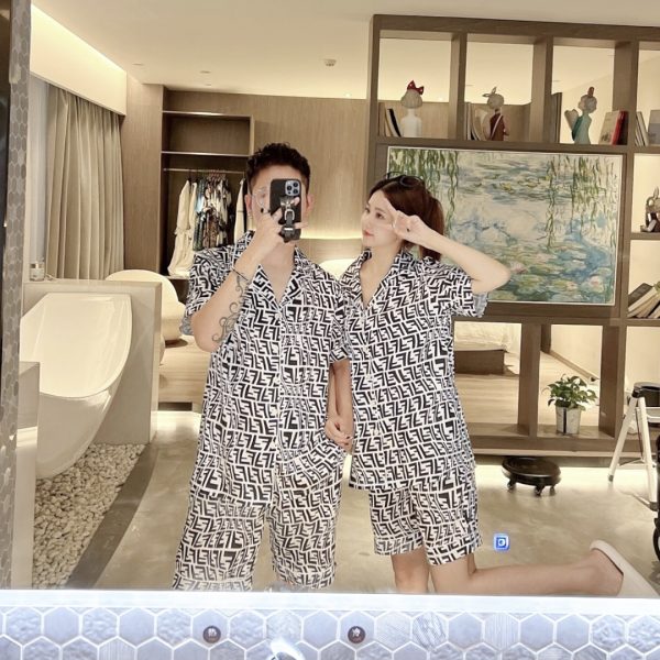 2023 FENDI Homewear High-definition Korean silk fabrics are skin-friendly, soft and comfortable for couples M～XXXL