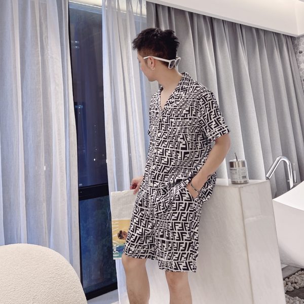 2023 FENDI Homewear High-definition Korean silk fabrics are skin-friendly, soft and comfortable for couples M～XXXL - Image 9