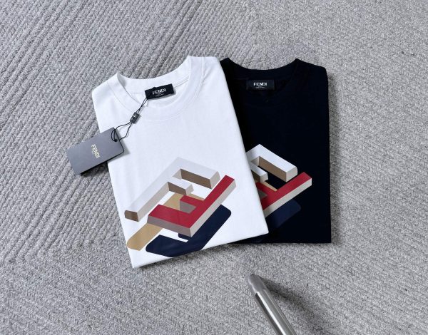 Fendi23SS latest and top version embroidered letters green and red webbing trendy brand all-match short sleeves, the top quality counter