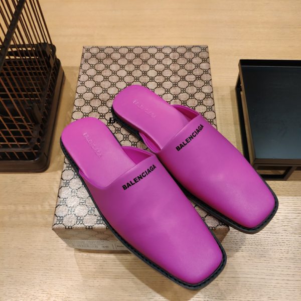 ? ? Balenciaga2023 (2023 official latest printed B-pattern magnet folding box packaging) Multi-color spring and summer beauty ? (Top version, exclusive release.) In spring and summer, the first choice for online celebrities is the beautiful product with printed Logo soles and letter logo casual lazy slippers.