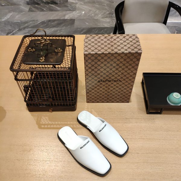 ? ? Balenciaga 2023 Spring/Summer 2023 Spring/Summer Internet celebrity first choice beautiful products full of printed Logo soles, letter logo casual lazy slippers - Image 9