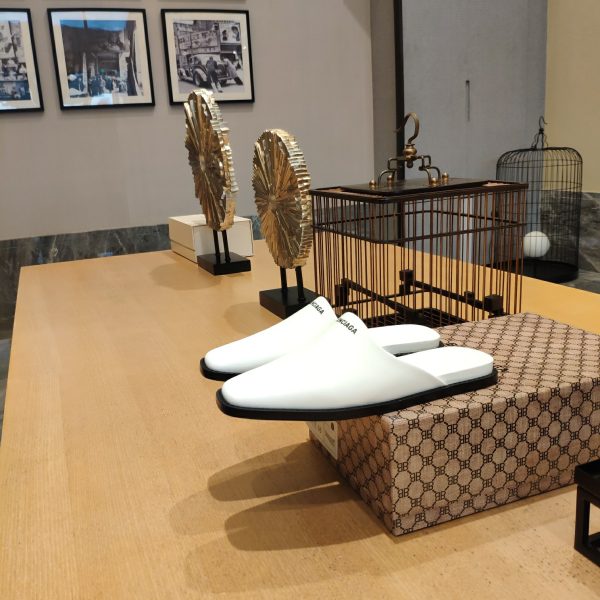 ? ? Balenciaga 2023 Spring/Summer 2023 Spring/Summer Internet celebrity first choice beautiful products full of printed Logo soles, letter logo casual lazy slippers - Image 5