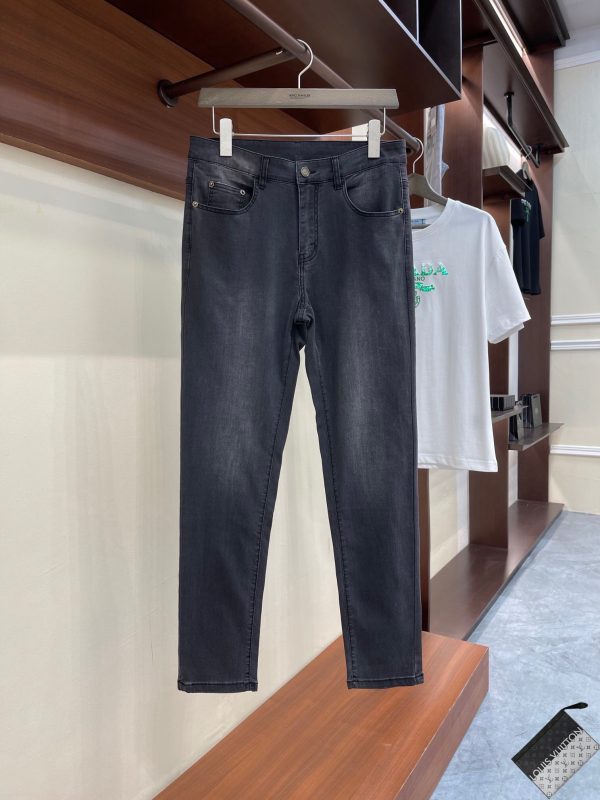 YSL/Yves Saint Laurent 2023 spring and summer new European counters Super A purchasing level overseas trading company order source, top original single high-end men's custom fashion slim straight-leg jeans
