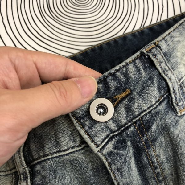 YSL Saint Laurent 2023 spring and summer men's straight jeans - Image 6