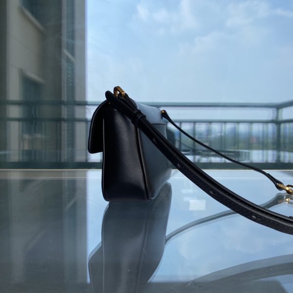 PINKO 2022 Spring/Summer POCKET LOVE Ms. Messenger Shoulder Bag Classic Leather Bird Handbag Swallow Bag - Image 5