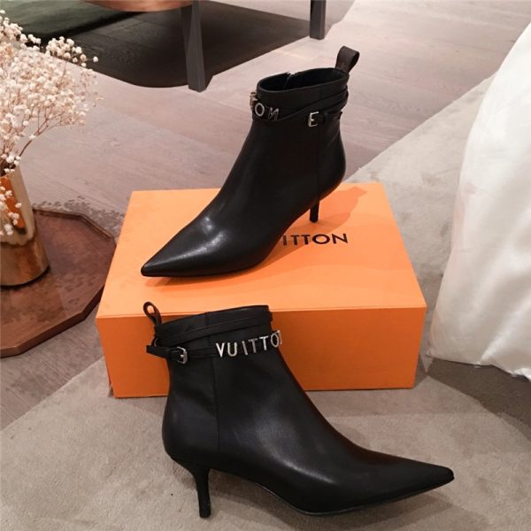 Replica  Louis Vuitton LV Boots in Black