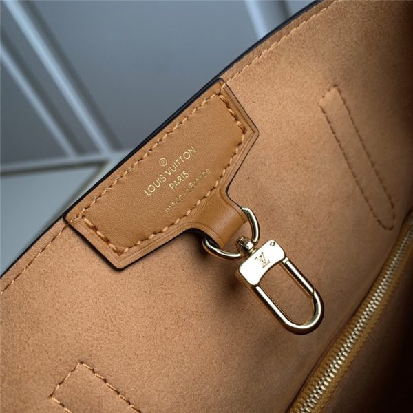 Louis Vuitton Belmont Bag - Image 8