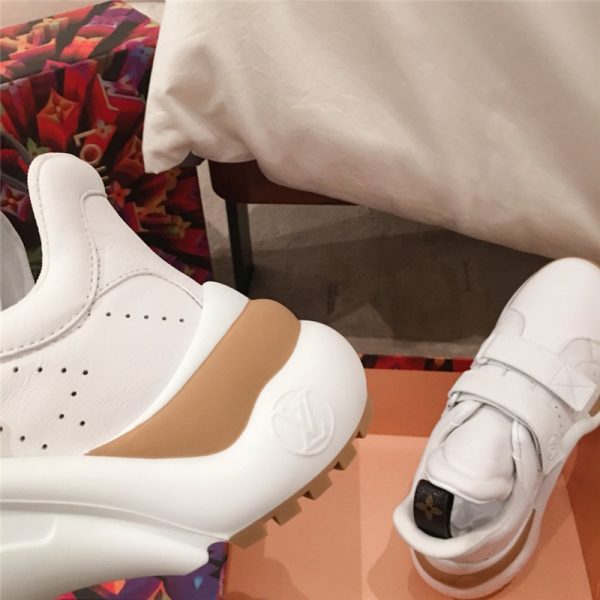 lv women sneakers replica shoes - Image 4