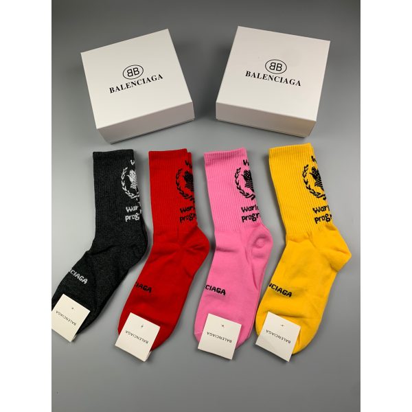 Balenciaga Logo Print Socks/Box