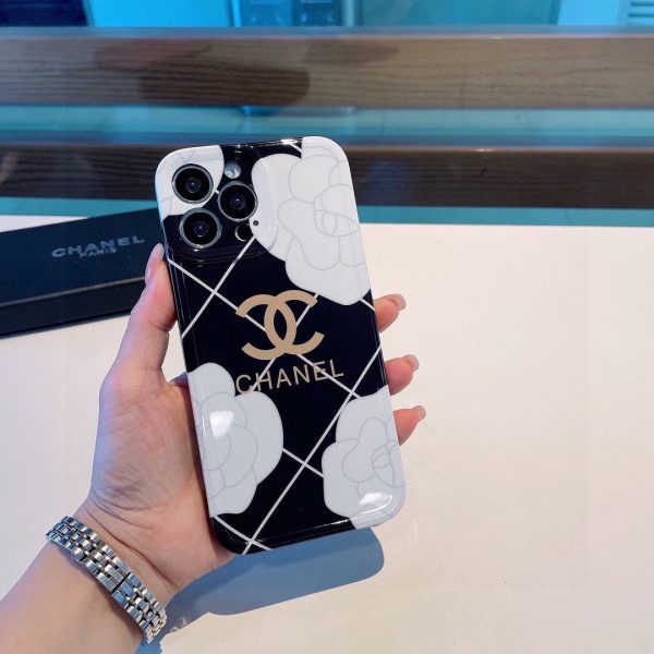 New Chanel Camellia mobile phone case black