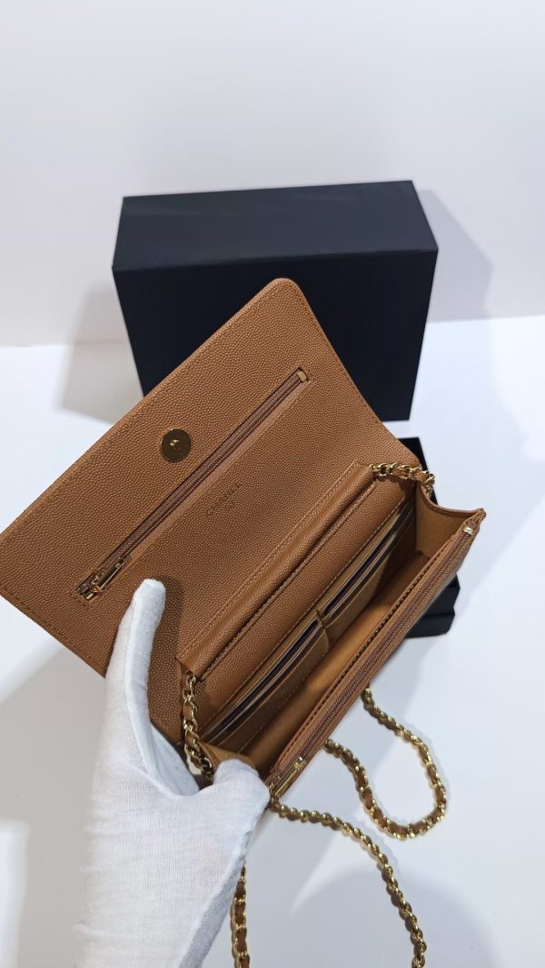 Chanel wallet model 0250 ball grain cowhide C - Image 9