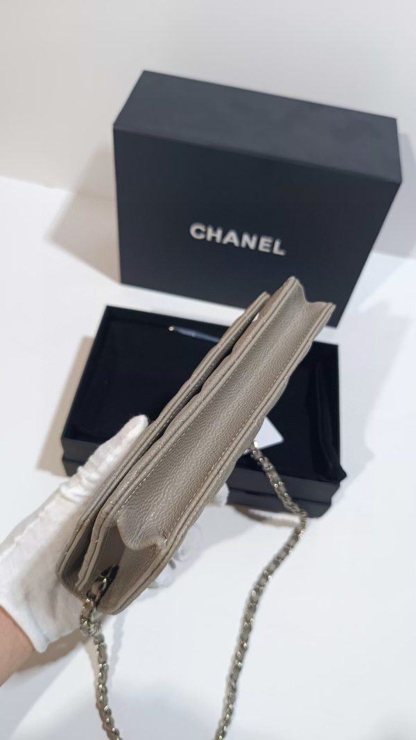 Chanel wallet model 0250 ball grain cowhide F - Image 4