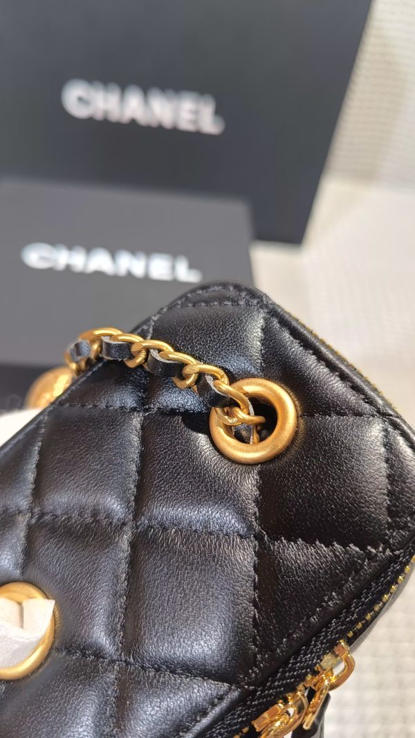 Chanel wallet model 2158 woc Wallet on chain with small gold ball chain - Image 6