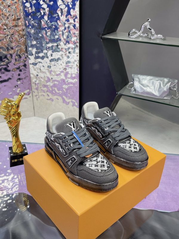 Louis Vuitton Trainer Maxi sneakers series B