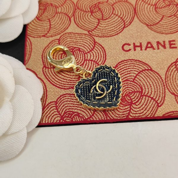 Chanel  24P denim blue heart keychain 24 spring and summer latest - Image 6