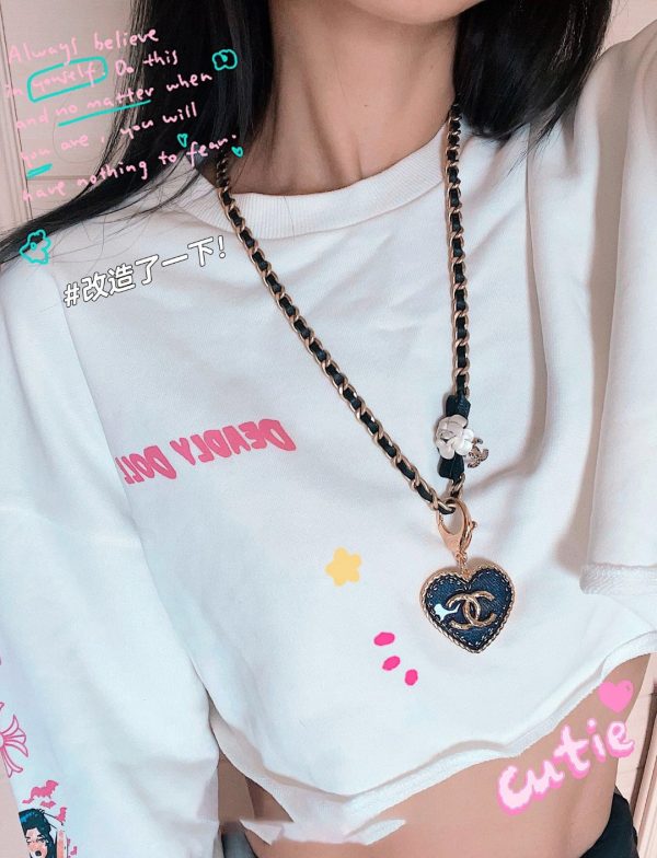Chanel  24P denim blue heart keychain 24 spring and summer latest - Image 7