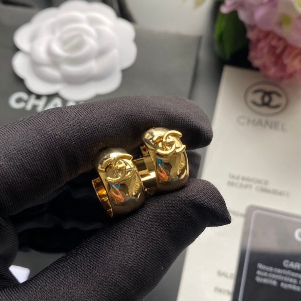 CHANEL letter hoop earrings - Image 2