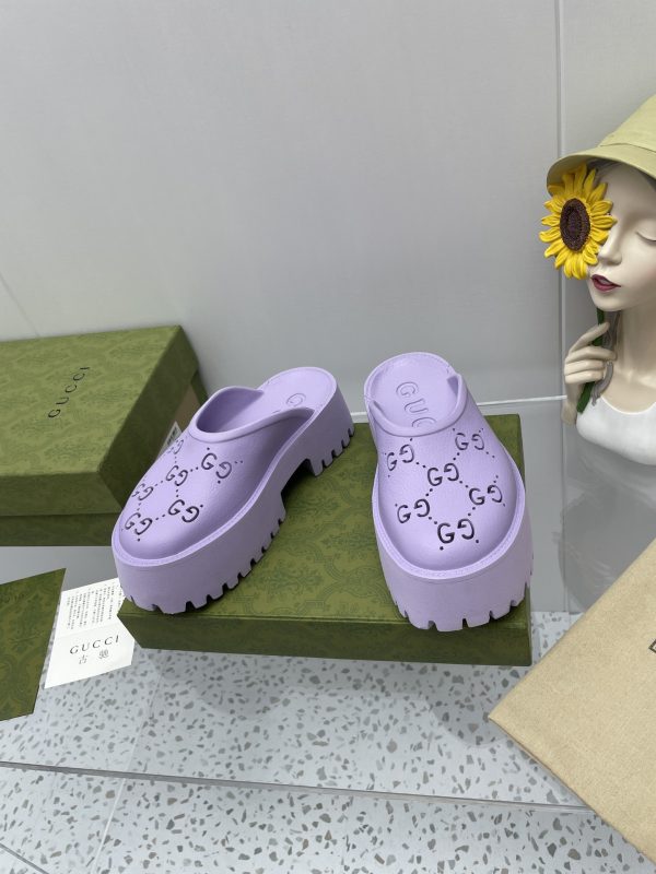 Gucci GG Slides perforated carved shoes purple - Image 3