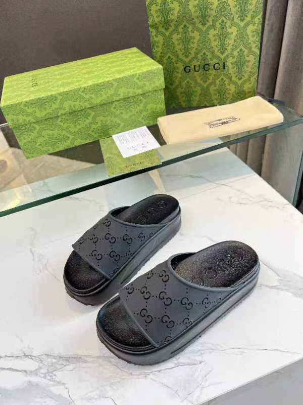 Gucci ice cream platform slippers black