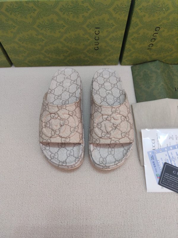 Gucci ice cream platform slippers C