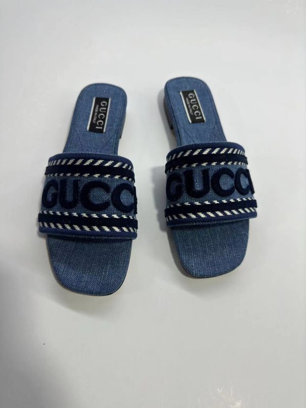 Gucci’s latest premium denim slippers indigo 19812一18